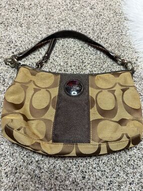 Authentic Coach y2k style vintage
